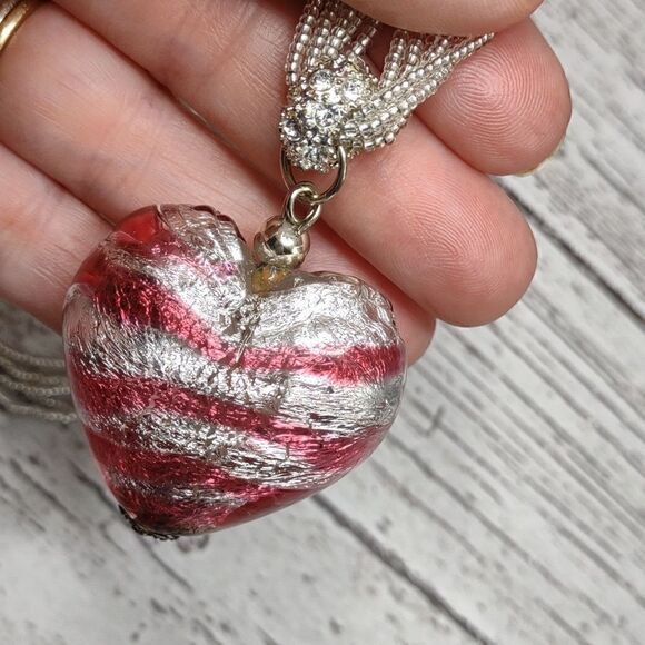 Puff Heart Necklace with Seed Beaded Chain.  B1 - Picture 5 of 8